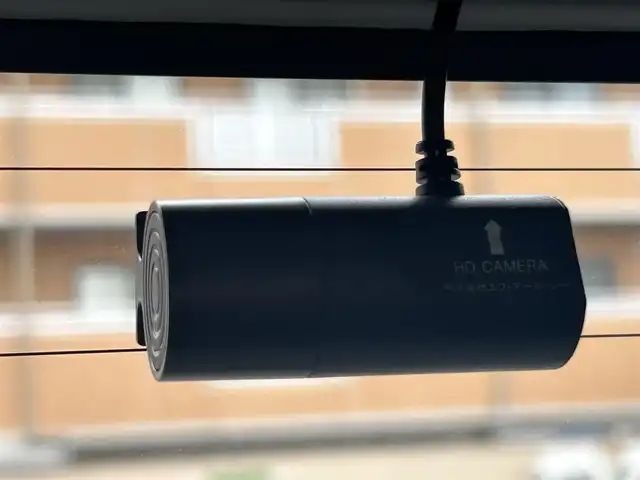 ダイハツ トール G 高知県 2021(令3)年 2.4万km ブラックマイカメタリック 社外ナビ/(Bluetooth/CD/USB/ワンセグ)/ETC/アラウンドビューモニター/前後ドライブレコーダー/両側パワースライドドア/オートライト/LEDヘッドライト/プッシュスタート/スマートキー/スペアキー1本/アイドリングストップ/純正フロアマット/ドアバイザー/横滑り防止装置/盗難防止装置/衝突被害軽減ブレーキ/純正ホイールキャップ/オートリトラクタブルミラー/リアロールサンシェード/ヘッドランプレベライザー