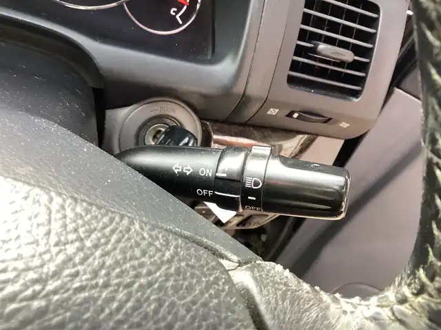 トヨタ ランドクルーザー プラド TX－LTD 愛知県 2007(平19)年 14.2万km ブラック ワンオーナー　革シート　社外HDDナビ　フルセグ　ルーフレール　ETC バックカメラ　純正アルミ　キーレス　オートライト