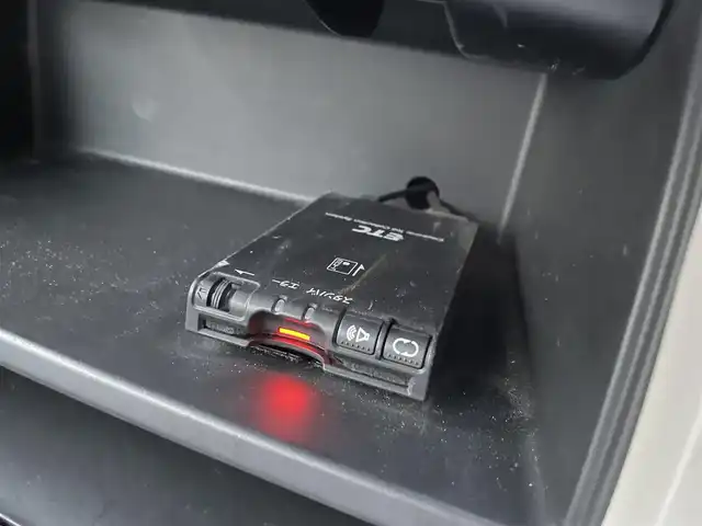 日産 デイズ X Vセレ +SeftyⅡ 福岡県 2015(平27)年 3.5万km クールシルバー ワンオーナー/純正ディーラーナビ/・Bluetooth/・フルセグTV/・CD/DVD/・SD/・USB/・AUX/アラウンドビューモニター/プリクラッシュセーフティー/アイドリングストップ/横滑り防止システム/ETC/電動格納ミラー/純正フロアマット/プッシュスタート/保証書/取扱説明書