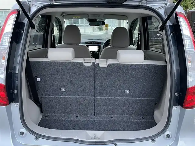 日産 デイズ X Vセレ +SeftyⅡ 福岡県 2015(平27)年 3.5万km クールシルバー ワンオーナー/純正ディーラーナビ/・Bluetooth/・フルセグTV/・CD/DVD/・SD/・USB/・AUX/アラウンドビューモニター/プリクラッシュセーフティー/アイドリングストップ/横滑り防止システム/ETC/電動格納ミラー/純正フロアマット/プッシュスタート/保証書/取扱説明書