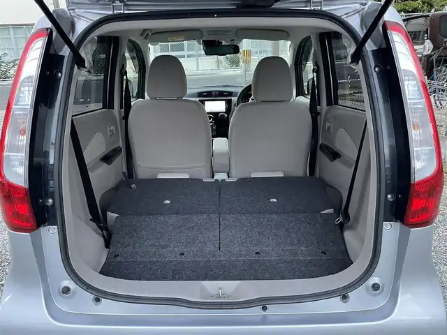 日産 デイズ X Vセレ +SeftyⅡ 福岡県 2015(平27)年 3.5万km クールシルバー ワンオーナー/純正ディーラーナビ/・Bluetooth/・フルセグTV/・CD/DVD/・SD/・USB/・AUX/アラウンドビューモニター/プリクラッシュセーフティー/アイドリングストップ/横滑り防止システム/ETC/電動格納ミラー/純正フロアマット/プッシュスタート/保証書/取扱説明書