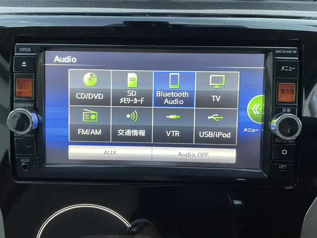 日産 デイズ X Vセレ +SeftyⅡ 福岡県 2015(平27)年 3.5万km クールシルバー ワンオーナー/純正ディーラーナビ/・Bluetooth/・フルセグTV/・CD/DVD/・SD/・USB/・AUX/アラウンドビューモニター/プリクラッシュセーフティー/アイドリングストップ/横滑り防止システム/ETC/電動格納ミラー/純正フロアマット/プッシュスタート/保証書/取扱説明書