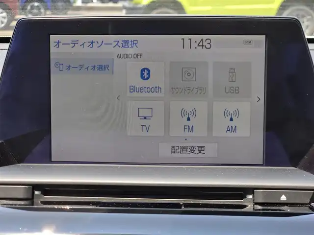 トヨタ クラウン ハイブリッド RS アドバンス 鹿児島県 2018(平30)年 3.7万km ホワイトパールクリスタルシャイン 純正エアロ(リアアンダー)/ツートンレザー　/ビルトインＥＴＣ２．０　/レーダークルーズコントロール　/ムーンルーフ　/パノラミックビューモニター　/ステアリングヒーター　/パーキングアシスト　/ヘッドアップディスプレイ　/シートメモリー/D+N席シートヒーター/エアシート/D+N席パワーシート/肩口パワースイッチ/インテリジェントクリアランスソナー/純正ドライブレコーダー(前方)/ＭＴモード付きＡＴ/パドルシフト/Bluetoothオーディオ/プッシュスタート/スマートキー