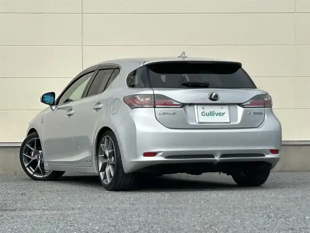 レクサス ＣＴ 200h Fスポーツ 茨城県 2012(平24)年 6.8万km プラチナムシルバーメタリック 純正ナビ/　(FM/AM/BT/TV/HDD)/バックカメラ/サンルーフ/クルーズコントロール/ETC/ハーフレザーシート/シートヒーター(D/N席)/社外AW