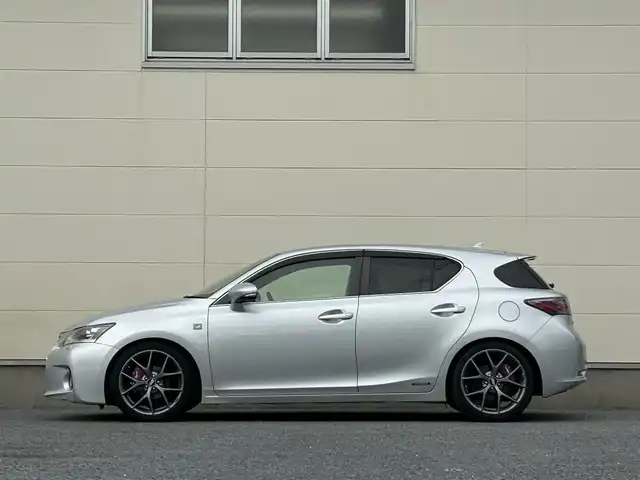 レクサス ＣＴ 200h Fスポーツ 茨城県 2012(平24)年 6.8万km プラチナムシルバーメタリック 純正ナビ/　(FM/AM/BT/TV/HDD)/バックカメラ/サンルーフ/クルーズコントロール/ETC/ハーフレザーシート/シートヒーター(D/N席)/社外AW