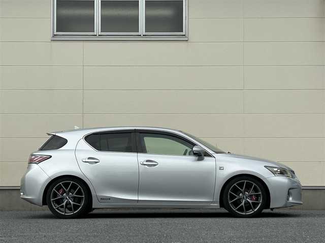 レクサス ＣＴ 200h Fスポーツ 茨城県 2012(平24)年 6.8万km プラチナムシルバーメタリック 純正ナビ/　(FM/AM/BT/TV/HDD)/バックカメラ/サンルーフ/クルーズコントロール/ETC/ハーフレザーシート/シートヒーター(D/N席)/社外AW