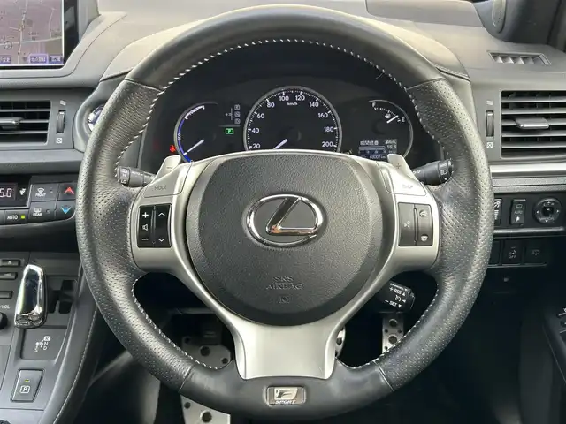 レクサス ＣＴ 200h Fスポーツ 茨城県 2012(平24)年 6.8万km プラチナムシルバーメタリック 純正ナビ/　(FM/AM/BT/TV/HDD)/バックカメラ/サンルーフ/クルーズコントロール/ETC/ハーフレザーシート/シートヒーター(D/N席)/社外AW