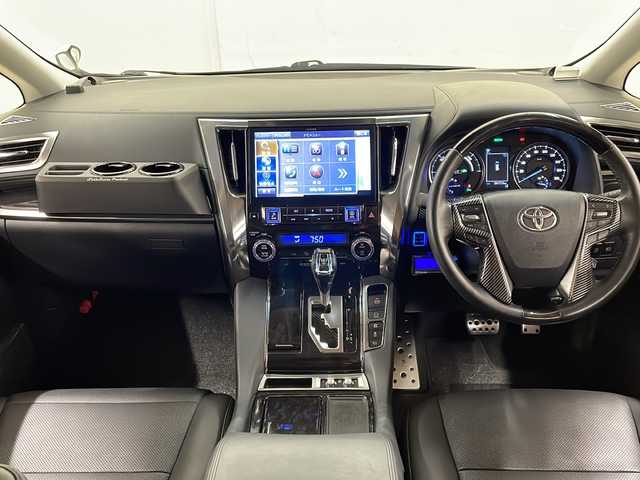 トヨタ アルファードハイブリット SR 道央・札幌 2019(令1)年 3.7万km ホワイトパールクリスタルシャイン /4WD//ALPINE製フルセグナビ/（CD/DVD/FM/AM/BT/SD）//TEIN製EDFG車高調//社外21インチアルミホイール/（WORKS VS）//純正エンジンスターター//スペアキー1本//イグラアラーム//オートライト//オートハイビーム//プリクラッシュセーフティ//クルーズコントロール//シートエアコン//シートメモリ//TRDエアロ//シグネチャーイルミブレード//シーケンシャルウィンカー//リアパワーゲート//フリップダウンモニター//オットマン//カーアロマディフューザー//デジタルインナーミラー//両側スライドドア//ドアバイザー//ABS//横滑り防止装置
