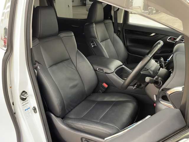 トヨタ アルファードハイブリット SR 道央・札幌 2019(令1)年 3.7万km ホワイトパールクリスタルシャイン /4WD//ALPINE製フルセグナビ/（CD/DVD/FM/AM/BT/SD）//TEIN製EDFG車高調//社外21インチアルミホイール/（WORKS VS）//純正エンジンスターター//スペアキー1本//イグラアラーム//オートライト//オートハイビーム//プリクラッシュセーフティ//クルーズコントロール//シートエアコン//シートメモリ//TRDエアロ//シグネチャーイルミブレード//シーケンシャルウィンカー//リアパワーゲート//フリップダウンモニター//オットマン//カーアロマディフューザー//デジタルインナーミラー//両側スライドドア//ドアバイザー//ABS//横滑り防止装置