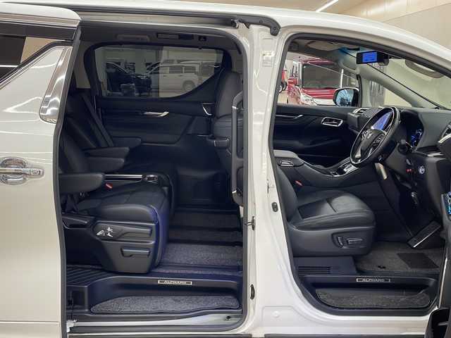 トヨタ アルファードハイブリット SR 道央・札幌 2019(令1)年 3.7万km ホワイトパールクリスタルシャイン /4WD//ALPINE製フルセグナビ/（CD/DVD/FM/AM/BT/SD）//TEIN製EDFG車高調//社外21インチアルミホイール/（WORKS VS）//純正エンジンスターター//スペアキー1本//イグラアラーム//オートライト//オートハイビーム//プリクラッシュセーフティ//クルーズコントロール//シートエアコン//シートメモリ//TRDエアロ//シグネチャーイルミブレード//シーケンシャルウィンカー//リアパワーゲート//フリップダウンモニター//オットマン//カーアロマディフューザー//デジタルインナーミラー//両側スライドドア//ドアバイザー//ABS//横滑り防止装置