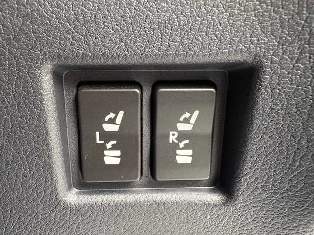 レクサス ＮＸ 300 バージョンL 大阪府 2020(令2)年 2.5万km ソニッククォーツ サンルーフ/純正10型ナビ/全方位カメラ/レクサスセーフティシステム/BSM/電動リアゲート/パワーシート/シートヒーター/シートクーラー/レザーシート/三眼LEDヘッドライト/パドルシフト/スマートキー