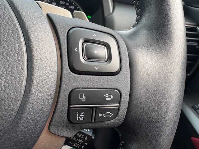 レクサス ＮＸ 300 バージョンL 大阪府 2020(令2)年 2.5万km ソニッククォーツ サンルーフ/純正10型ナビ/全方位カメラ/レクサスセーフティシステム/BSM/電動リアゲート/パワーシート/シートヒーター/シートクーラー/レザーシート/三眼LEDヘッドライト/パドルシフト/スマートキー