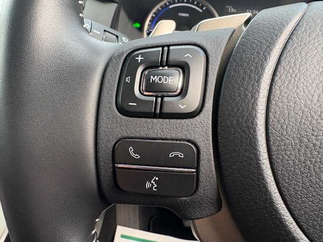 レクサス ＮＸ 300 バージョンL 大阪府 2020(令2)年 2.5万km ソニッククォーツ サンルーフ/純正10型ナビ/全方位カメラ/レクサスセーフティシステム/BSM/電動リアゲート/パワーシート/シートヒーター/シートクーラー/レザーシート/三眼LEDヘッドライト/パドルシフト/スマートキー