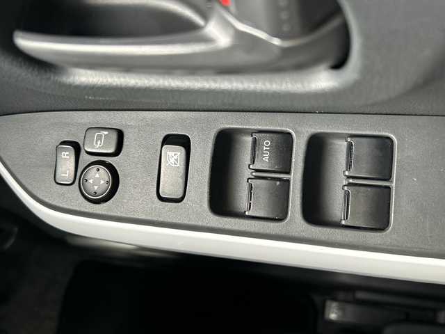 スズキ ハスラー X 沖縄県 2018(平30)年 6.5万km ムーンライトバイオレットパールメタリック/ホワイト2トーンルーフ 社外ナビ・TV・Bluetooth・CD・DVD/シートヒーター/オートライト/衝突軽減システム/レーンキープアシスト/ステアリングスイッチ/アイドリングストップ/スマートキー