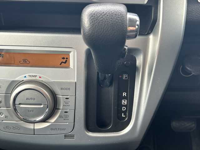 スズキ ハスラー X 沖縄県 2018(平30)年 6.5万km ムーンライトバイオレットパールメタリック/ホワイト2トーンルーフ 社外ナビ・TV・Bluetooth・CD・DVD/シートヒーター/オートライト/衝突軽減システム/レーンキープアシスト/ステアリングスイッチ/アイドリングストップ/スマートキー