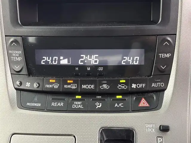 トヨタ ヴェルファイア 2．4Z プラチナセレクションⅡ 埼玉県 2011(平23)年 6.4万km グレーメタリック 純正ナビ/(Bluetooth/CD/DVD/AM/FM)/地デジフルセグ/後席フリップダウンモニター/全方位カメラ/前後ドライブレコーダー　/ビルトインＥＴＣ　/クルーズコントロール/オットマン/パワーバックドア/プッシュスタート/両側電動スライドドア/純正フロアマット　/ドアバイザー/純正18インチアルミホイール