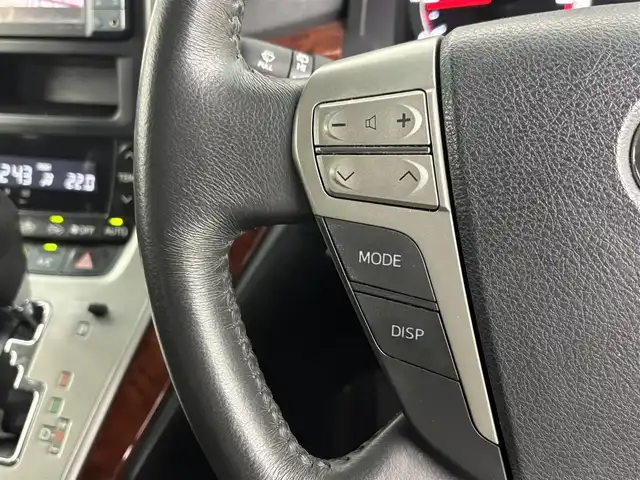 トヨタ ヴェルファイア 2．4Z プラチナセレクションⅡ 埼玉県 2011(平23)年 6.4万km グレーメタリック 純正ナビ/(Bluetooth/CD/DVD/AM/FM)/地デジフルセグ/後席フリップダウンモニター/全方位カメラ/前後ドライブレコーダー　/ビルトインＥＴＣ　/クルーズコントロール/オットマン/パワーバックドア/プッシュスタート/両側電動スライドドア/純正フロアマット　/ドアバイザー/純正18インチアルミホイール