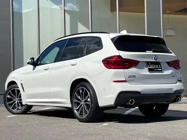 ＢＭＷ Ｘ３ xDrive20d Mスポーツ 青森県 2020(令2)年 3.4万km アルピンホワイトⅢ 4WD/サンルーフ/ハーマンカードンサウンド/純正ナビ/（TV・Bluetooth・AppleCarPlay）/全方位カメラ/パーキングアシスト/アダプティブクルーズコントロール/レーンキープアシスト/衝突警告/車線変更警告/側面衝突警告/黒革シート/シートヒーター/メモリー付パワーシート（D席）/ヘッドアップディスプレイ/バーチャルコックピット/WAC/LEDライト/オートライト/ドライブレコーダー/ウインカーミラー/ETC一体型ミラー/ブラックルーフレール/ワイヤレス充電/エアバック　W/サイド/カーテン/電動パーキングブレーキ/オートホールド/ダウンヒルアシスト/ABS/横滑り防止機能/盗難防止/プッシュスタート/スマートキーX2/保証書/取扱説明書