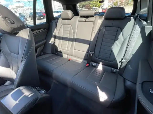 ＢＭＷ Ｘ３ xDrive20d Mスポーツ 青森県 2020(令2)年 3.4万km アルピンホワイトⅢ 4WD/サンルーフ/ハーマンカードンサウンド/純正ナビ/（TV・Bluetooth・AppleCarPlay）/全方位カメラ/パーキングアシスト/アダプティブクルーズコントロール/レーンキープアシスト/衝突警告/車線変更警告/側面衝突警告/黒革シート/シートヒーター/メモリー付パワーシート（D席）/ヘッドアップディスプレイ/バーチャルコックピット/WAC/LEDライト/オートライト/ドライブレコーダー/ウインカーミラー/ETC一体型ミラー/ブラックルーフレール/ワイヤレス充電/エアバック　W/サイド/カーテン/電動パーキングブレーキ/オートホールド/ダウンヒルアシスト/ABS/横滑り防止機能/盗難防止/プッシュスタート/スマートキーX2/保証書/取扱説明書
