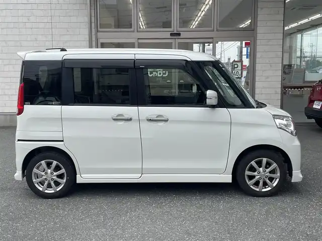 スズキ スペーシア X リミテッド 愛知県 2015(平27)年 4万km パールホワイト (株)IDOMが運営する【じしゃロン豊川店】の自社ローン専用車両になります。こちらは現金またはオートローンご利用時の価格です。自社ローンご希望の方は別途その旨お申付け下さい/ 純正メモリナビ/　◯ CD再生機能/　◯ DVD再生機能/　◯ フルセグTV/　◯ BT対応/ ステアリングスイッチ/ ETC/ プッシュスタート/ 両側パワースライドドア/ 前席シートヒーター/ ドアバイザー/ オートライト/ 純正フロアマット