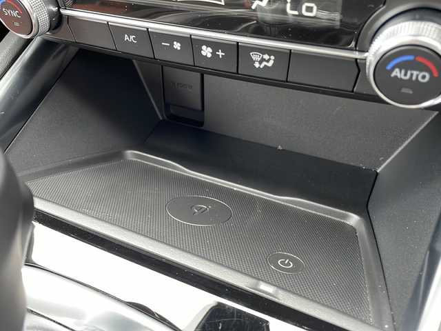 マツダ ＣＸ－５ XD レトロスポーツED 岩手県 2023(令5)年 0.2万km ディープクリスタルブルーマイカ ワンオーナー/純正SDナビ/AM/FM/Bluetooth/フルセグTV/純正オーディオ/全方位カメラ/レーダークルーズコントロール/衝突被害軽減ブレーキ/レーンキープアシスト/横滑り防止装置/アイドリングストップ/パワーシート/シートヒーター/オートライト/オートハイビーム/LEDヘッドライト/スマートキー/プッシュスタート/電動格納ミラー/純正19インチAW/純正フロアマット/保証書/取扱説明書