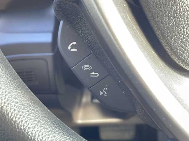 ホンダ フリード G ホンダセンシング 沖縄県 2020(令2)年 4.5万km プラチナホワイトパール 純正７インチナビ/ (AM/FM/CD/DVD/BT)/フルセグＴＶ　/バックモニター/両側パワースライドドア　/ホンダセンシング/クルーズコントロール　/衝突軽減システム/アイドリングストップ　/オートライト/プッシュスタート/純正フロアマット/スマートキー/スペアキー/ＥＴＣ