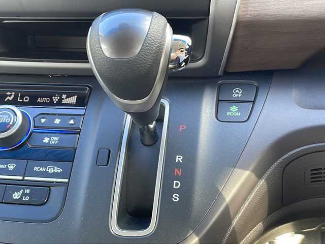 ホンダ フリード G ホンダセンシング 沖縄県 2020(令2)年 4.5万km プラチナホワイトパール 純正７インチナビ/ (AM/FM/CD/DVD/BT)/フルセグＴＶ　/バックモニター/両側パワースライドドア　/ホンダセンシング/クルーズコントロール　/衝突軽減システム/アイドリングストップ　/オートライト/プッシュスタート/純正フロアマット/スマートキー/スペアキー/ＥＴＣ