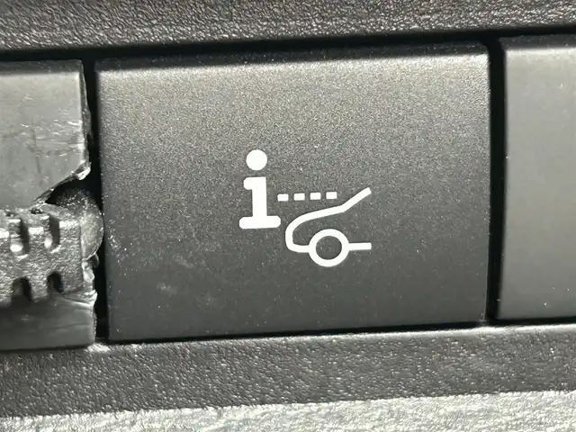 三菱 アウトランダー ＰＨＥＶ P 岡山県 2022(令4)年 2.3万km ブラックダイヤモンド サンルーフ/純正ナビ/（AM.FM.BT.CarPlay.）/全方位カメラ/バックカメラ/パワーバックドア/テレビキャンセラー/マイパイロット/BOSEプレミアムサウンド/AC1500w/ETC2.0/純正20インチアルミホイール/ステアリングヒーター/前席パワーシート/前席シートヒーター