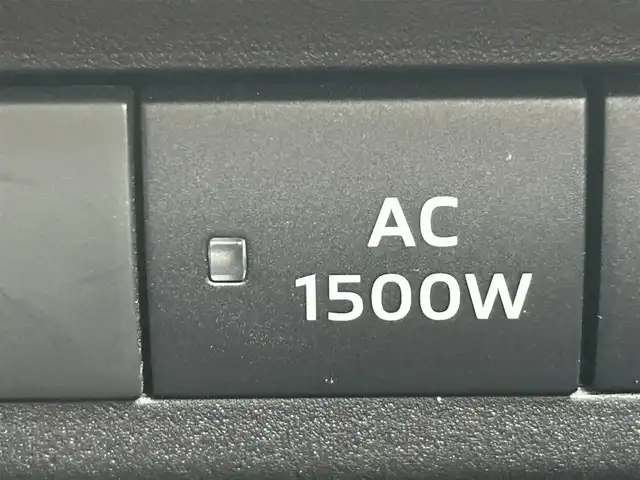 三菱 アウトランダー ＰＨＥＶ P 岡山県 2022(令4)年 2.3万km ブラックダイヤモンド サンルーフ/純正ナビ/（AM.FM.BT.CarPlay.）/全方位カメラ/バックカメラ/パワーバックドア/テレビキャンセラー/マイパイロット/BOSEプレミアムサウンド/AC1500w/ETC2.0/純正20インチアルミホイール/ステアリングヒーター/前席パワーシート/前席シートヒーター