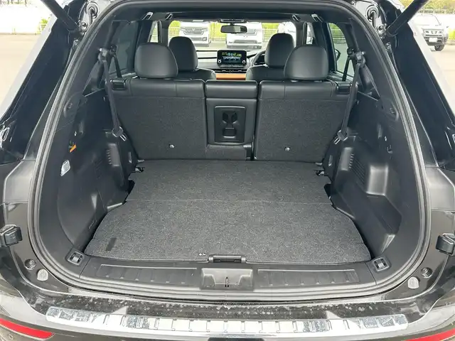 三菱 アウトランダー ＰＨＥＶ P 岡山県 2022(令4)年 2.3万km ブラックダイヤモンド サンルーフ/純正ナビ/（AM.FM.BT.CarPlay.）/全方位カメラ/バックカメラ/パワーバックドア/テレビキャンセラー/マイパイロット/BOSEプレミアムサウンド/AC1500w/ETC2.0/純正20インチアルミホイール/ステアリングヒーター/前席パワーシート/前席シートヒーター