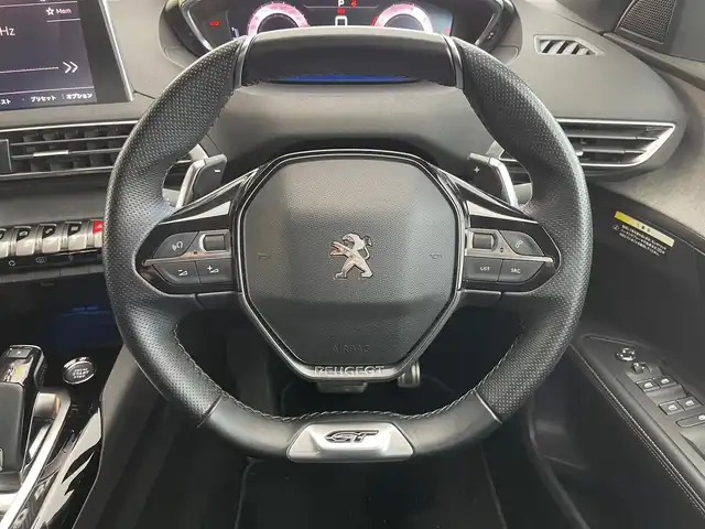 プジョー ５００８ GT ブルーHDi 山梨県 2022(令4)年 4.1万km パール アクティブセーフティブレーキ/ACC/BSM/パノラマサンルーフ/前後コーナーセンサー/ハンズフリー電動テールゲート/純正ディスプレイオーディオ/バックカメラ/AppleCarPlay/AndroidAuto/Bluetooth/半革/運転席パワーシート/ランバーサポート/シートヒーター/LEDヘッドライト/純正18インチAW/ETC