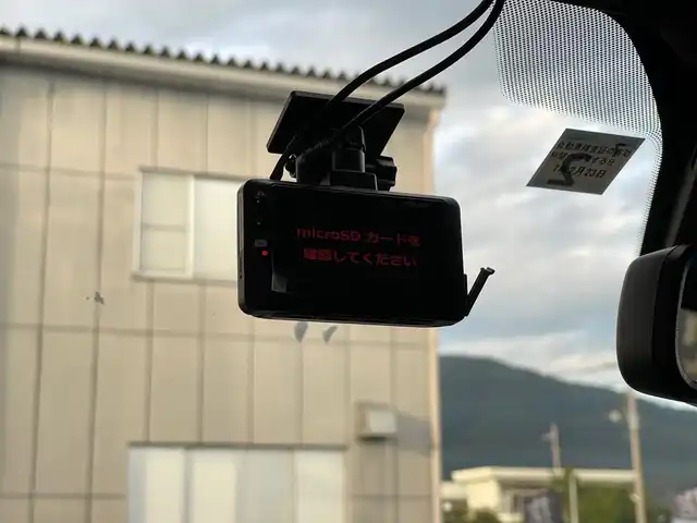 プジョー ５００８ GT ブルーHDi 山梨県 2022(令4)年 4.1万km パール アクティブセーフティブレーキ/ACC/BSM/パノラマサンルーフ/前後コーナーセンサー/ハンズフリー電動テールゲート/純正ディスプレイオーディオ/バックカメラ/AppleCarPlay/AndroidAuto/Bluetooth/半革/運転席パワーシート/ランバーサポート/シートヒーター/LEDヘッドライト/純正18インチAW/ETC