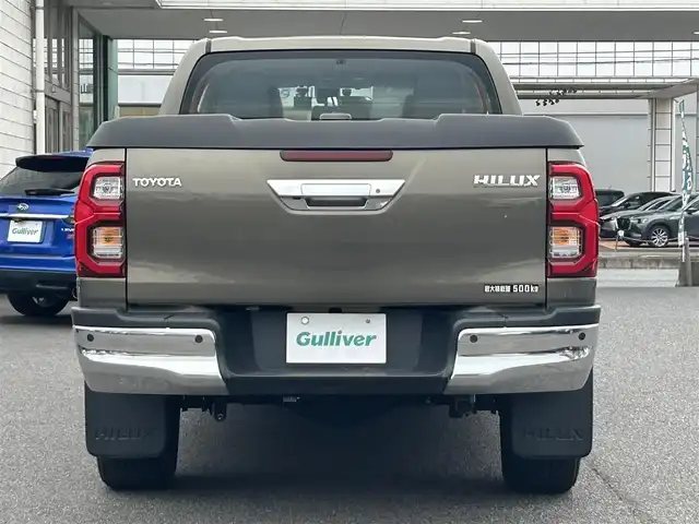 トヨタ ハイラックス Z 広島県 2022(令4)年 5.6万km オキサイドブロンズM 純正ベッドライナー/GRハードトノカバー（ダンパー付き）/純正マッドフラップ/ワンオーナー/純正ナビ/（CD/DVD/フルセグTV/Bluetooth/HDMI）/バックカメラ/ETC/前後ドライブレコーダー/レザー調シートカバー/レーダークルーズコントロール/衝突被害軽減ブレーキ/車線逸脱警報/コーナーセンサー/LEDヘッドライト/スペアキー