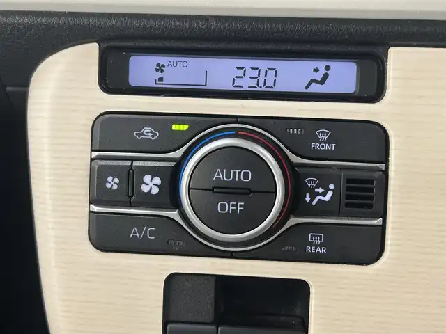 ダイハツ ムーヴ キャンバス ストライプス G 愛知県 2023(令5)年 1.9万km シャイニングホワイトパール/レイクブルーメタリック ワンオーナー/純正ディスプレイオーディオ/パノラマモニター/両側パワースライドドア/スマートアシスト/・衝突被害軽減ブレーキ/・誤発進抑制/・オートハイビーム/・車線逸脱警報/・ふらつき警報/・先行車発進お知らせ/・標識認識機能/LEDヘッドライト/電動パーキングブレーキ/ブレーキホールド/保証書/取扱説明書/スペアキー