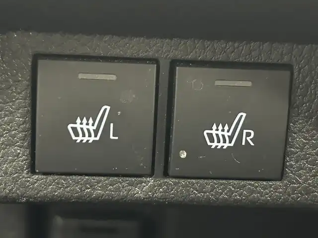 ダイハツ ムーヴ キャンバス ストライプス G 愛知県 2023(令5)年 1.9万km シャイニングホワイトパール/レイクブルーメタリック ワンオーナー/純正ディスプレイオーディオ/パノラマモニター/両側パワースライドドア/スマートアシスト/・衝突被害軽減ブレーキ/・誤発進抑制/・オートハイビーム/・車線逸脱警報/・ふらつき警報/・先行車発進お知らせ/・標識認識機能/LEDヘッドライト/電動パーキングブレーキ/ブレーキホールド/保証書/取扱説明書/スペアキー