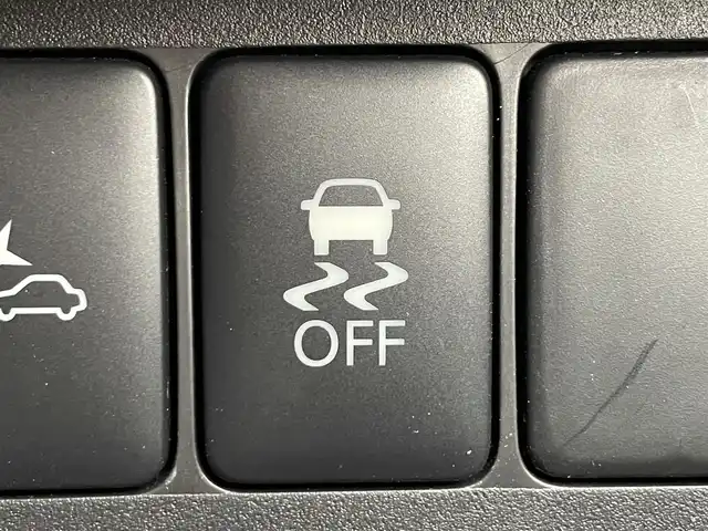 日産 デイズ ルークス ハイウェイスター Gターボ 滋賀県 2018(平30)年 3万km ブラック 純正SDナビ/・フルセグTV/FM/AM/CD/DVD/・Bluetooth/SD/AUX/全方位カメラ/革巻きステアリング/両側パワースライドドア/クルーズコントロール/エマージェンシーブレーキ/横滑り防止装置/盗難防止装置/LEDヘッドライト/オートライト/オートハイビーム/フォグランプ/電格ウィンカーミラー/ベンチシート/プッシュスタート/スマートキー/アイドリングストップ/リアサーキュレーター