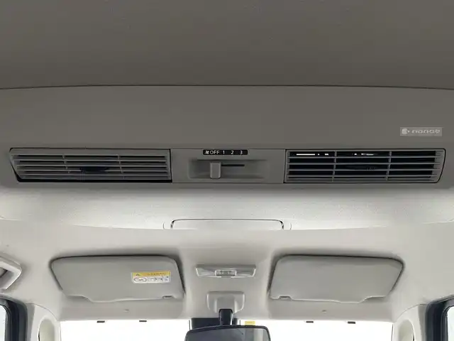 日産 デイズ ルークス ハイウェイスター Gターボ 滋賀県 2018(平30)年 3万km ブラック 純正SDナビ/・フルセグTV/FM/AM/CD/DVD/・Bluetooth/SD/AUX/全方位カメラ/革巻きステアリング/両側パワースライドドア/クルーズコントロール/エマージェンシーブレーキ/横滑り防止装置/盗難防止装置/LEDヘッドライト/オートライト/オートハイビーム/フォグランプ/電格ウィンカーミラー/ベンチシート/プッシュスタート/スマートキー/アイドリングストップ/リアサーキュレーター