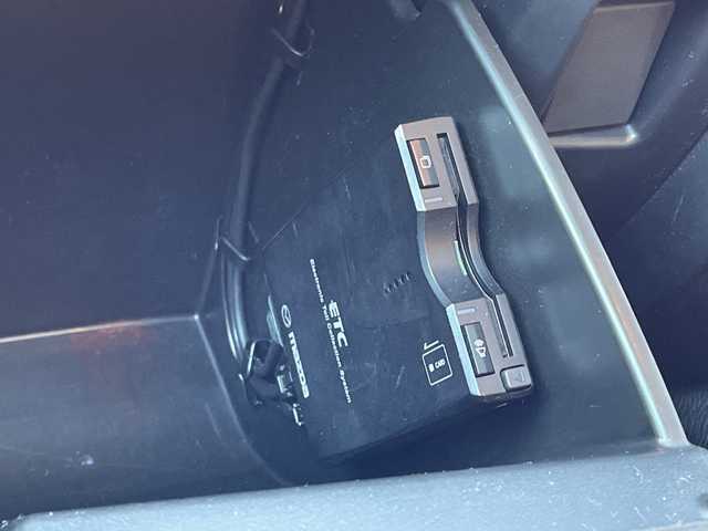 マツダ アクセラ スポーツ XD 岩手県 2014(平26)年 10.7万km ディープクリスタルブルーマイカ 登録時106485km/BOSEスピーカー/SR/ハーフレザーシート/6速MT/純正ナビ/（AM/FM/CD/DVD/Bluetooth/TV）/ワンセグTV/バックカメラ/ステアリングスイッチ/クルーズコントロール/オートライト/HUD/レーンキープアシスト/シートヒーター/RVM/プッシュスタート/純正フロアマット