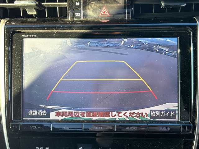 トヨタ ハリアー ハイブリッド プレミアム 山梨県 2014(平26)年 5.6万km スパークリングブラックパールクリスタルシャイン 純正9インチナビ　/４WD　/サンルーフ　/ハーフレザー　/パワーバックドア　/バックモニター　/運転席パワーシート　/AC１００V電源　/クルーズコントロール　/純正アルミホイール　/純正フロアマット