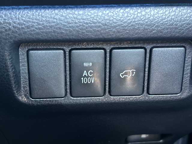 トヨタ ハリアー ハイブリッド プレミアム 山梨県 2014(平26)年 5.6万km スパークリングブラックパールクリスタルシャイン 純正9インチナビ　/４WD　/サンルーフ　/ハーフレザー　/パワーバックドア　/バックモニター　/運転席パワーシート　/AC１００V電源　/クルーズコントロール　/純正アルミホイール　/純正フロアマット