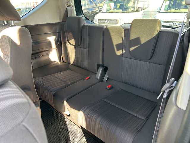 ホンダ フリード ハイブリット G ホンダセンシング 長野県 2019(令1)年 3.5万km フォレストグリーンパール ・純正7インチSDナビゲーション/CD DVD フルセグTV Bluetooth/・バックカメラ/・ETC/・ホンダセンシング/・レーダークルーズコントロール/・オートマチックハイビーム/・レーンキープアシスト/・LEDヘッドライト/・オートライト/・ドライブレコーダー/・両側パワースライドドア/・ウィンカーミラー/・電動格納ミラー/・スマートキー/・エンジンプッシュスタート