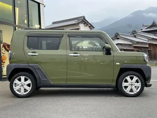 ダイハツ タフト G 愛媛県 2020(令2)年 3.9万km フォレストカーキメタリック KENWOOD7型ナビ(フルセグTV/BT)/バックカメラ/スカイルーフ/前後ドライブレコーダー/前席シートヒーター/スマートアシスト/クリアランスソナー/衝突被害軽減装置/車線逸脱防止装置/電動パーキングブレーキ/AutoHold/LEDヘッドライト/オートライト/アイドリングストップ/ルーフレール/電格ミラー/ステアリングリモコン/シガーソケット/ドアバイザー/現状サマー(純正AW)(165/65/R15)/KUMHO ecowing ES31