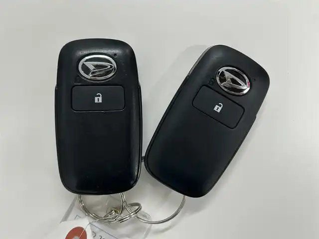 ダイハツ タフト G 愛媛県 2020(令2)年 3.9万km フォレストカーキメタリック KENWOOD7型ナビ(フルセグTV/BT)/バックカメラ/スカイルーフ/前後ドライブレコーダー/前席シートヒーター/スマートアシスト/クリアランスソナー/衝突被害軽減装置/車線逸脱防止装置/電動パーキングブレーキ/AutoHold/LEDヘッドライト/オートライト/アイドリングストップ/ルーフレール/電格ミラー/ステアリングリモコン/シガーソケット/ドアバイザー/現状サマー(純正AW)(165/65/R15)/KUMHO ecowing ES31