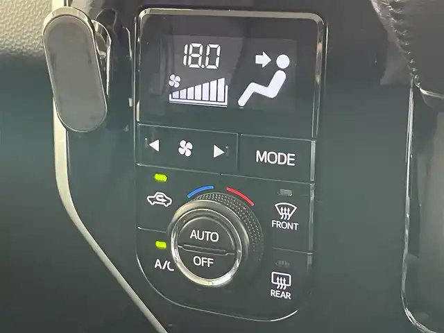 トヨタ タンク カスタムG－T 愛知県 2019(令1)年 6.4万km ブラックマイカメタリック 純正９型ナビ　フルセグＴＶ　Ｂｌｕｅｔｏｏｔｈ　バックカメラ　クルコン　純正ドラレコ　プッシュスタート　スマアシIII　衝突軽減　車線逸脱　ＬＥＤオートライト　コーナーセンサー　フォグ　ＴＶキャン　禁煙車