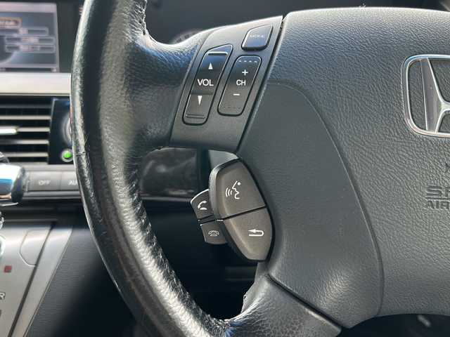 ホンダ エリシオン G Aero HDDナビ SP 鹿児島県 2011(平23)年 8.2万km プレミアムホワイトパール ワンオーナー/純正ナビ　/（AM/FM/CD/TV/DVD）/両側パワースライドドア/バックカメラ/コーナーセンサー/3列シート/パワーステアリング/パワーウィンドウ/純正フロアマット/取扱説明書/保証書/スペアキー×１