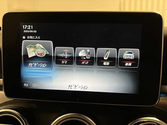 メルセデス・ベンツ ＧＬＣ２５０ 4マチックスポーツ 新潟県 2019(平31)年 4.2万km オブシディアンブラック パナメリカーナグリル/レーダーセーフティパッケージ/-アクティブブレーキアシスト/-PRE SAFEプラス/-アクティブレーンキーピングアシスト/-アクティブブラインドスポットアシスト/-アクティブディスタンスアシストディストロニック/純正HDDナビ/(CD/DVD/Bluetooth/USB/フルセグTV)/360°カメラシステム/ヘッドアップディスプレイ/AIR BODY CONTROLサスペンション/純正19インチアルミホイール/LEDヘッドライト/パワーバックドア/ハーフレザーシート/シートヒーター/パワーシート/パドルシフト/キーレスゴー