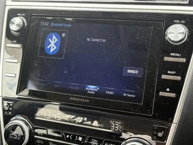 スバル アウトバック X－ブレイク 滋賀県 2020(令2)年 4.3万km クリスタルホワイトP 純正ナビ/（AM/FM/CD/DVD/フルセグTV/Bluetooth）/バックカメラ/前方ドライブレコーダー/前席シートヒーター/レーンキープアシスト/クルーズコントロール/ＬＥＤヘッドライト/ルーフレール/ビルトインＥＴＣ/純正アルミホイール