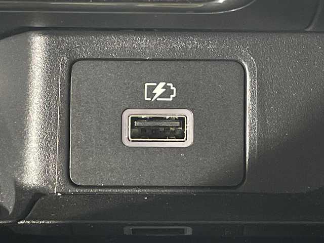 日産 デイズ ハイウェイスターX 神奈川県 2021(令3)年 1.5万km スパークリングレッド/ブラック 純正　SDナビ・8型 [MM312D-L]/（Bluetooth/DVD/CD/TV/AM/FM/USB）/アラウンドビューモニター/ETC/純正ドラレコ(前)/フロアマット/ステアリングスイッチ/デジタルインナーミラー/プッシュスタート/スマートキー/スペアキー/取扱説明書/保証書/LEDヘッドライト/オートライト/純正15インチAW/ドアバイザー/電動格納ミラー/エマージェンシーブレーキ/車線逸脱警報/速度標識/先行車お知らせ機能/道路標識表示/ふらつき警報/ヘッドライトレベライザー/合皮シートカバー