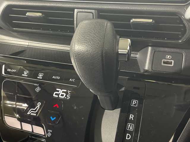 日産 デイズ ハイウェイスターX 神奈川県 2021(令3)年 1.5万km スパークリングレッド/ブラック 純正　SDナビ・8型 [MM312D-L]/（Bluetooth/DVD/CD/TV/AM/FM/USB）/アラウンドビューモニター/ETC/純正ドラレコ(前)/フロアマット/ステアリングスイッチ/デジタルインナーミラー/プッシュスタート/スマートキー/スペアキー/取扱説明書/保証書/LEDヘッドライト/オートライト/純正15インチAW/ドアバイザー/電動格納ミラー/エマージェンシーブレーキ/車線逸脱警報/速度標識/先行車お知らせ機能/道路標識表示/ふらつき警報/ヘッドライトレベライザー/合皮シートカバー