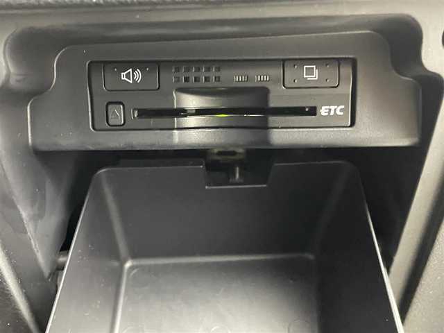 トヨタ ヴォクシー ZS 煌 愛知県 2011(平23)年 13.8万km ブラック ナビＮＨＤＴ－Ｗ６０Ｇ　/バックカメラ　/ＥＴＣ　/ＨＩＤライト　/両側パワスラ　/前後ドラレコ　/プッシュスタート　/ワンセグＴＶ　/アルミホイール　/スマートキー　/フロアマット　/オートエアコン　/電格ミラー　/フォグ